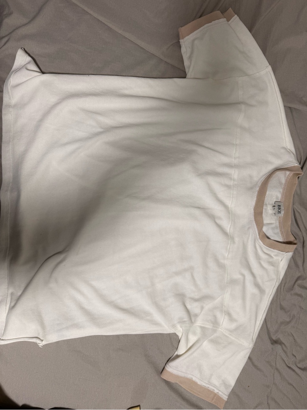 BKE White Short Sleeve Tee with Beige Trim